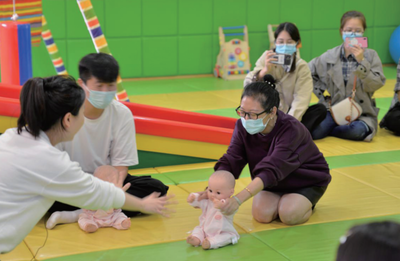 我市婴幼儿照护服务位居全省前列，打造育儿友好型城市